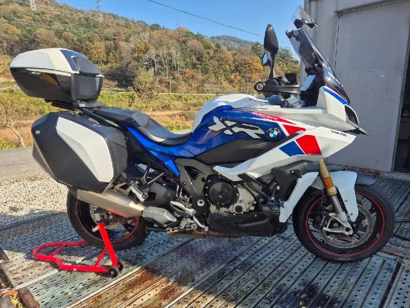 BMW S1000XR M Package