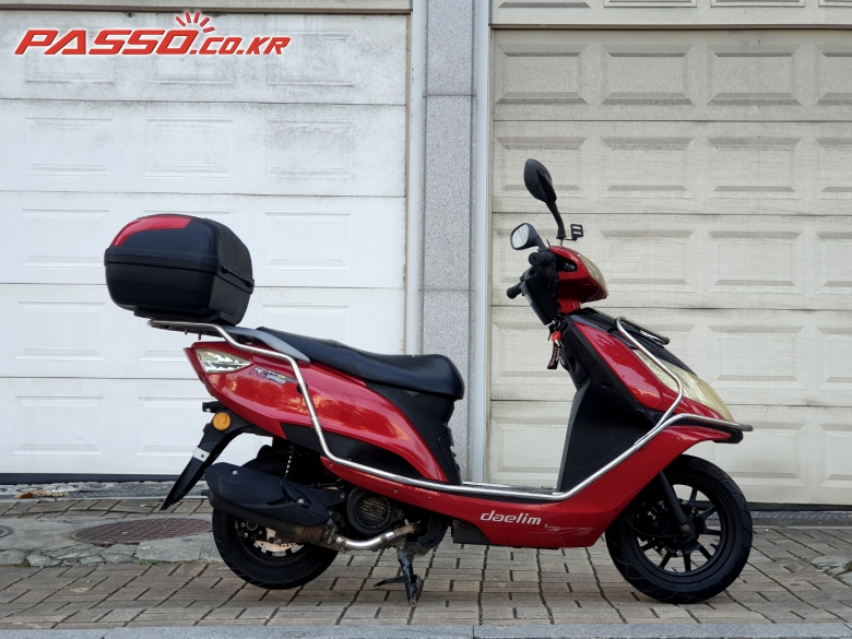 DNA Motors/Daelim FC 125
