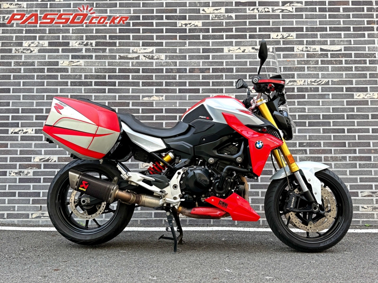 BMW F 900 R