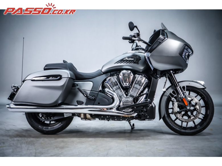Indian Motorcycle 챌린저