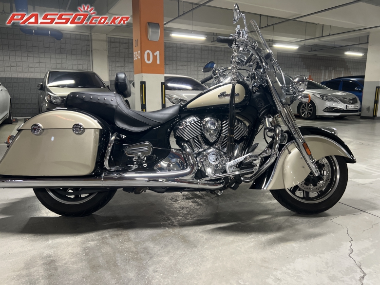 Indian Motorcycle 스프링필드