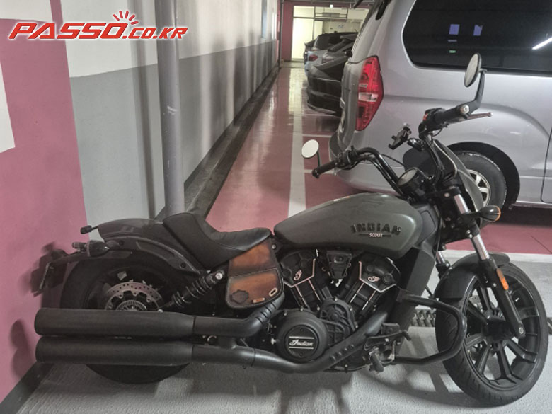 Indian Motorcycle 스카우트 로그