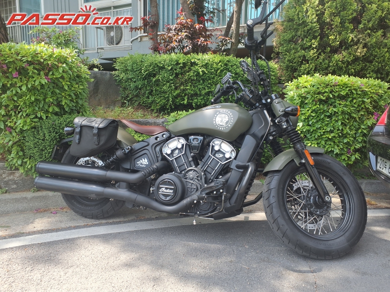 Indian Motorcycle 스카우트 바버 트웬티