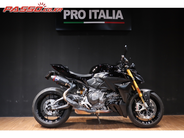 Ducati 스트리트파이터 V2 S