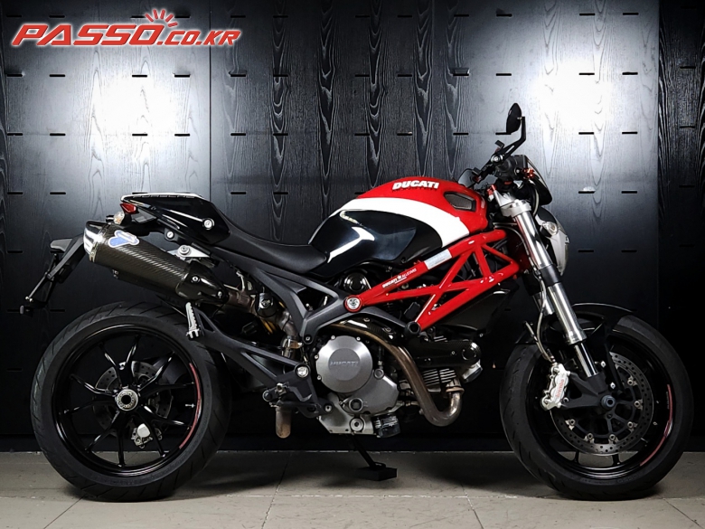 Ducati 몬스터 796