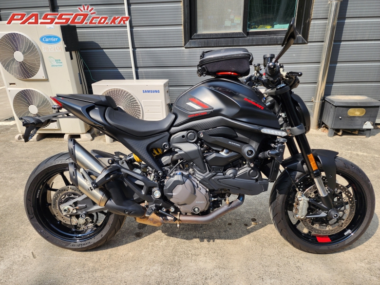 Ducati 몬스터 937
