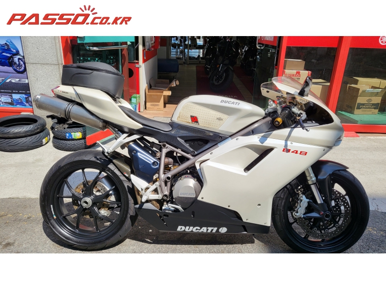 Ducati 848
