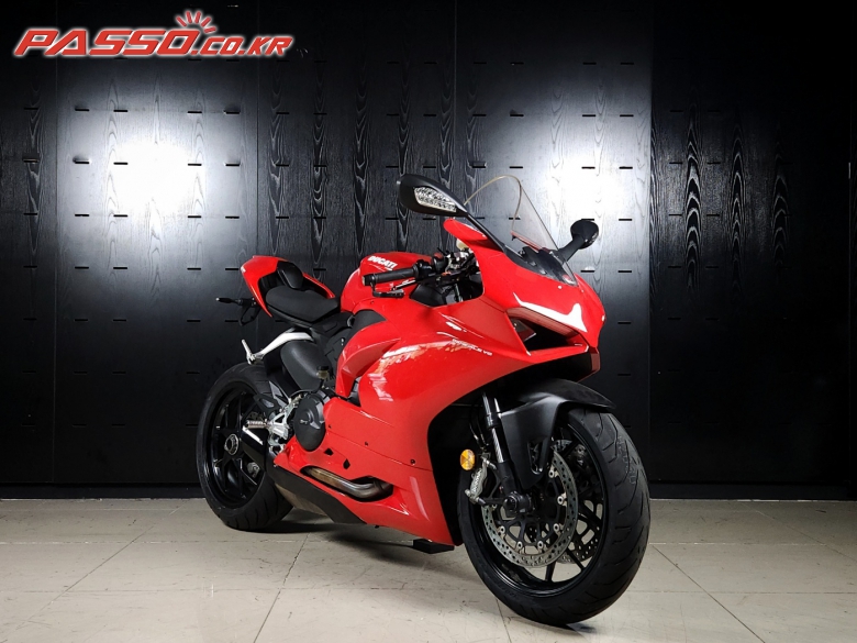 Ducati 파니갈레 V2