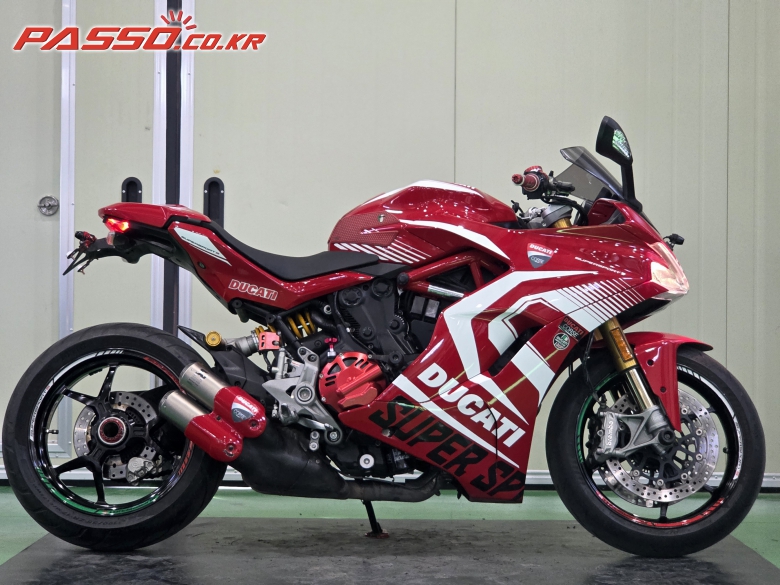 Ducati 슈퍼스포츠 S