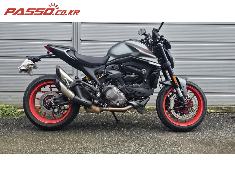 Ducati 몬스터 937