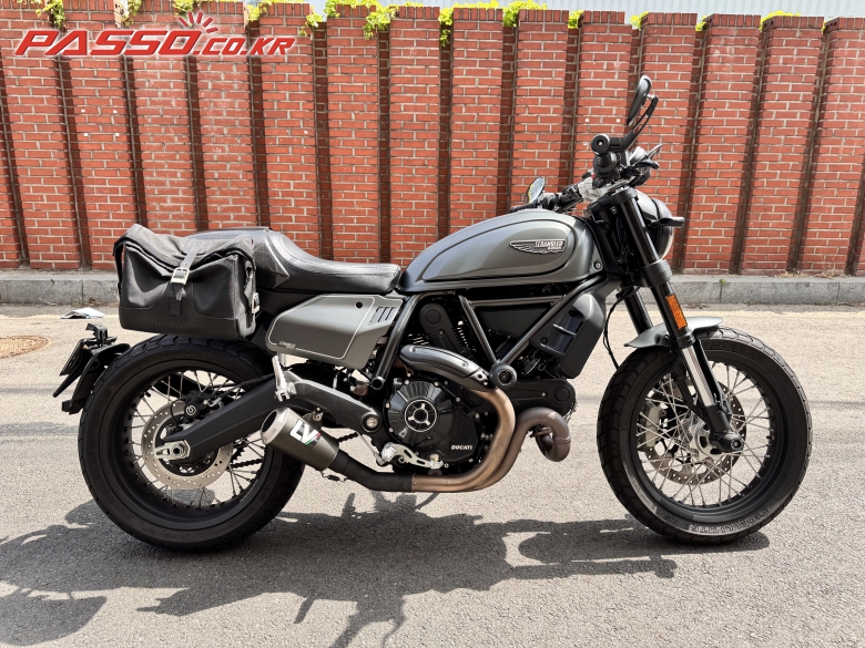 Ducati 스크램블러 나이트쉬프트