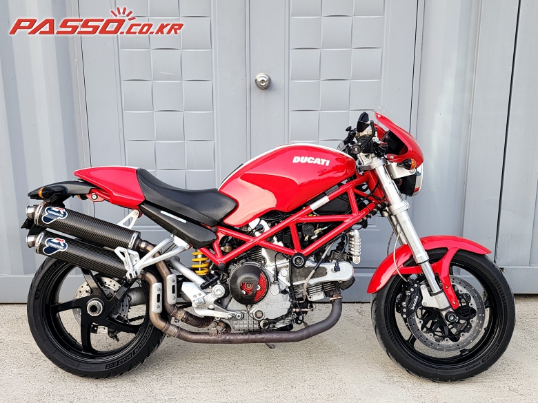 Ducati 몬스터 S2R 1000