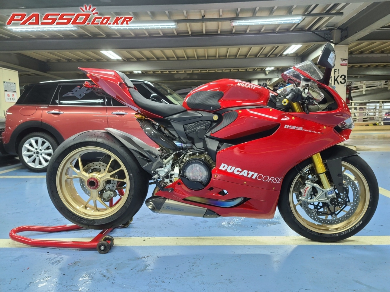 Ducati 1199 파니갈레 S