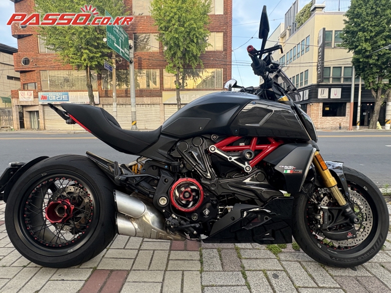 Ducati 디아벨 1260 S