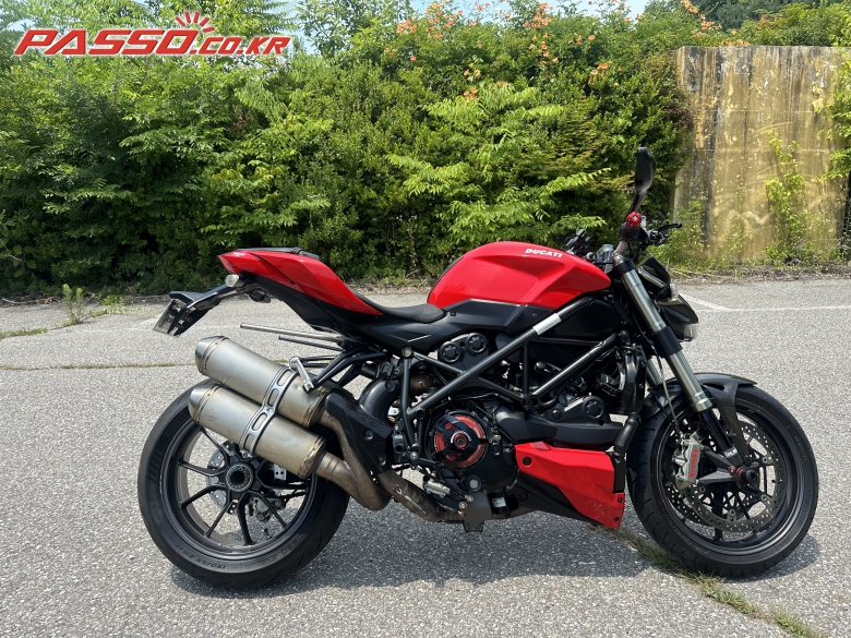 Ducati 스트리트파이터 S