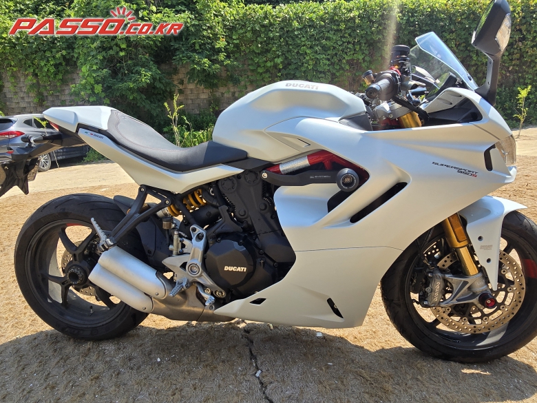 Ducati 슈퍼스포츠 950 S