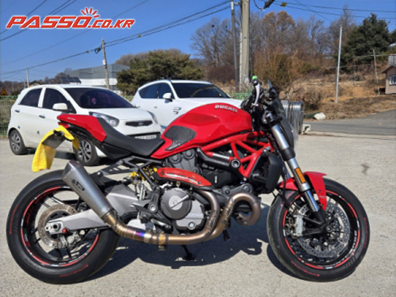 Ducati 몬스터 821