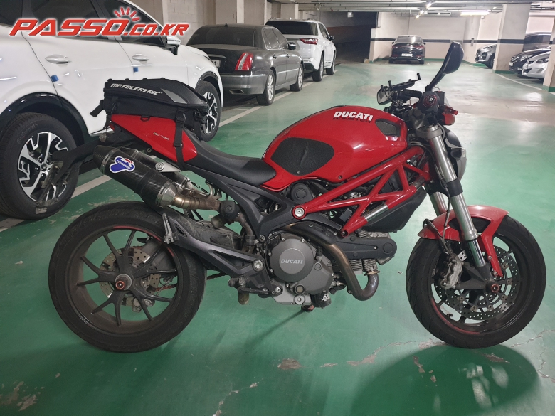 Ducati 몬스터 796