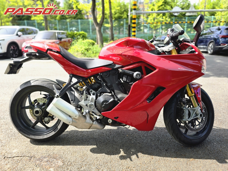 Ducati 슈퍼스포츠 S