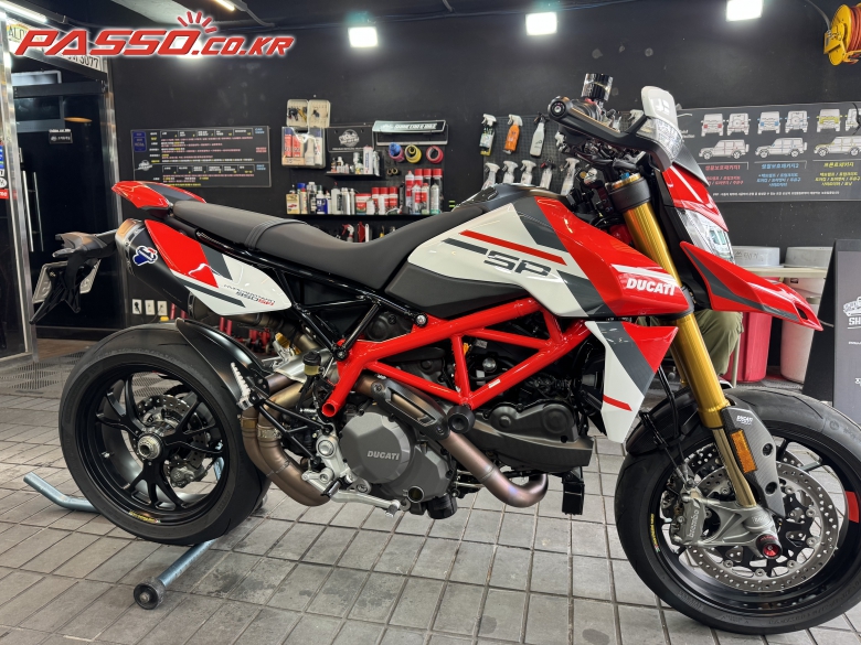 Ducati 하이퍼모타드 950 SP
