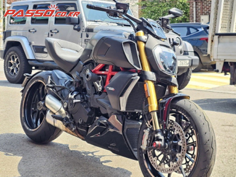 Ducati 디아벨 1260 S