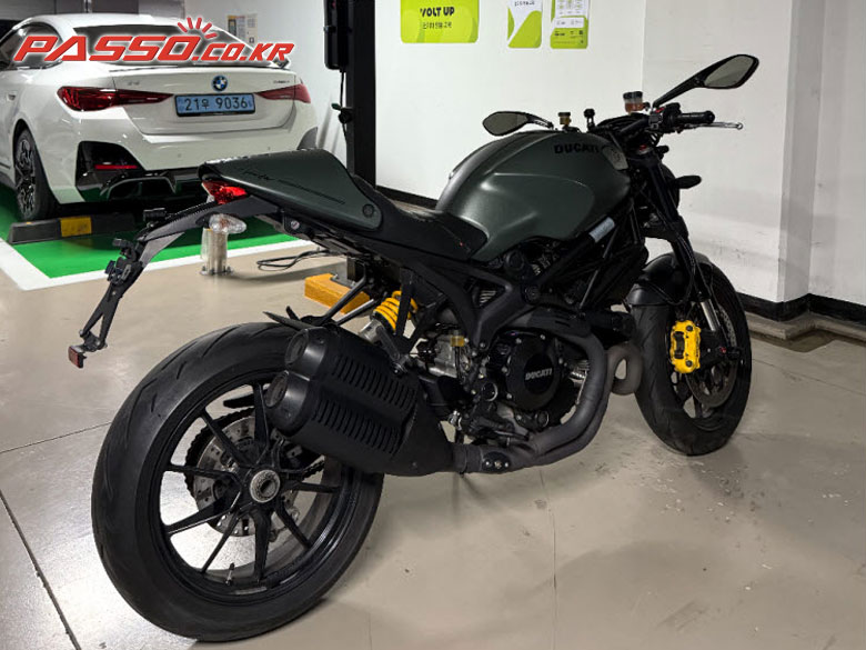 Ducati 몬스터 1100 EVO 디젤