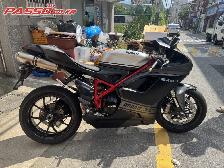 Ducati 848 EVO CORSE SE